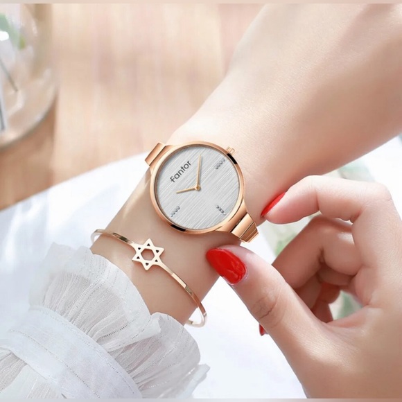 Designer - 👩🎨 Fantor Women’s Luxury Waterproof Bracelet Watch - Rose Gold - Picture 7 of 13
